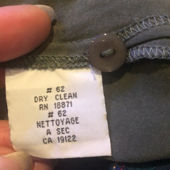 JH Collectibles button down shirt. Size 6 - Picture 14 of 14